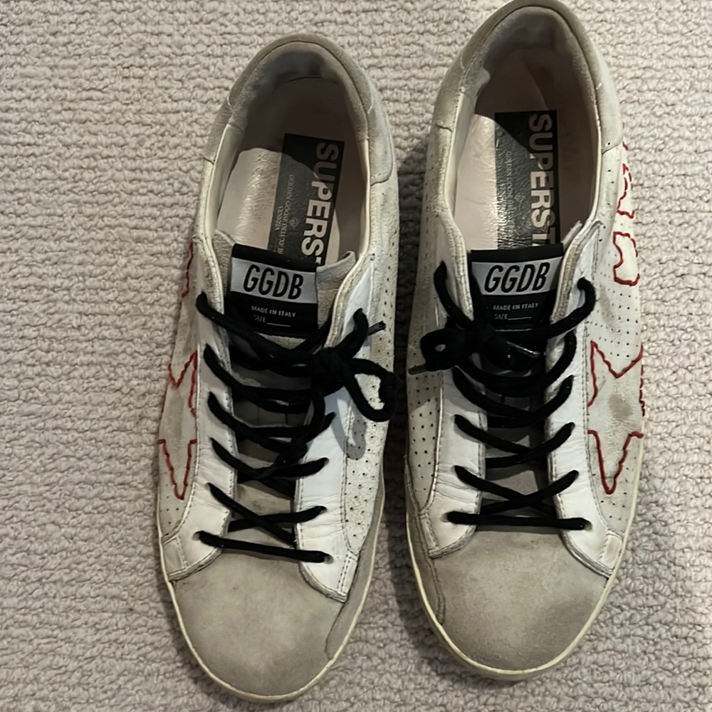 Golden goose superstar gym shoes. Size 41/11